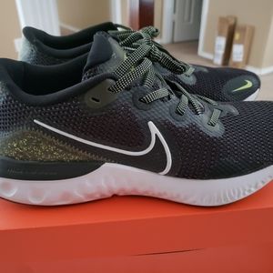 Nike Renew
